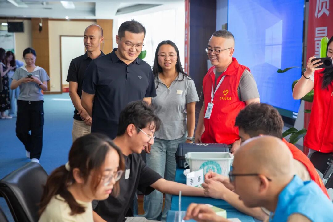 四川海蓉藥業(yè)成功舉辦“關(guān)愛身心，健康同行”大健康共建活動(dòng)